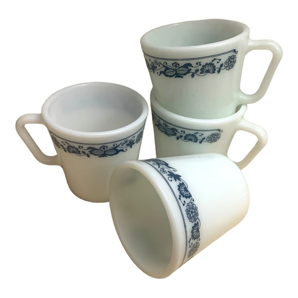 VTG 1970’s Pyrex Old Town Blue Pattern Mugs Milk Glass Retro Coffee Cup Tea Mug